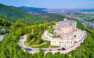 Hambacher Schloss Hambacher Schloss